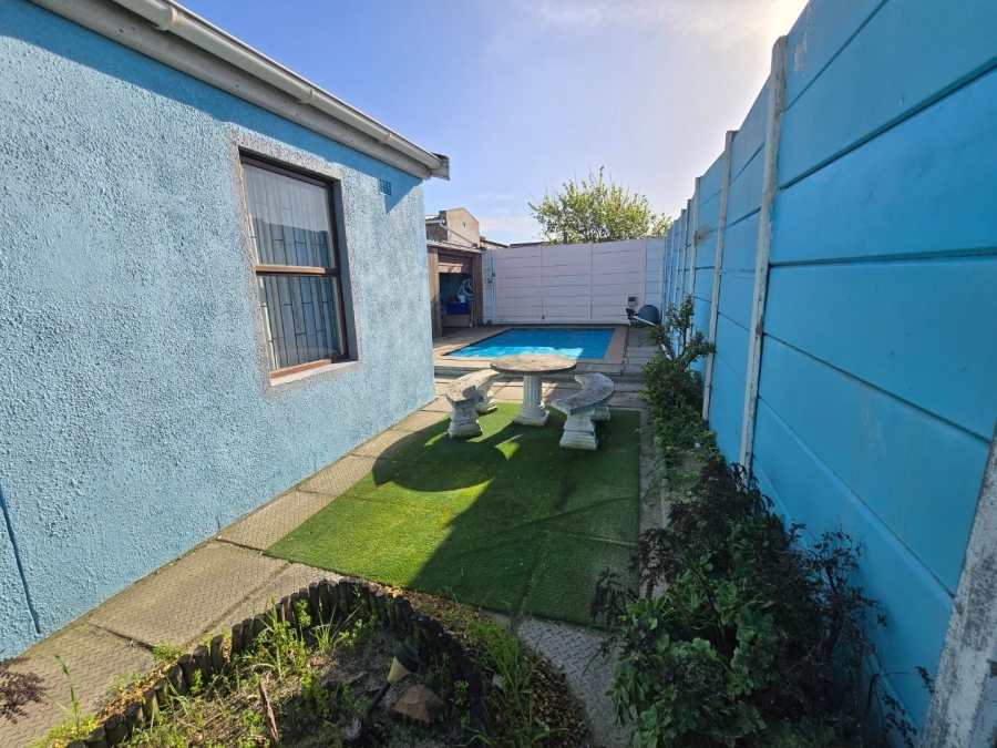 3 Bedroom Property for Sale in Colorado Park Western Cape